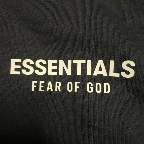 FOG - Fear of God Essentials Black Fleece Hoodie FW24 - (READ DESCRIPTION) - Picture 5 of 11